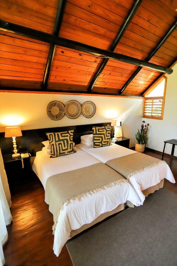 Mantenga Lodge Езулвини Екстериор снимка
