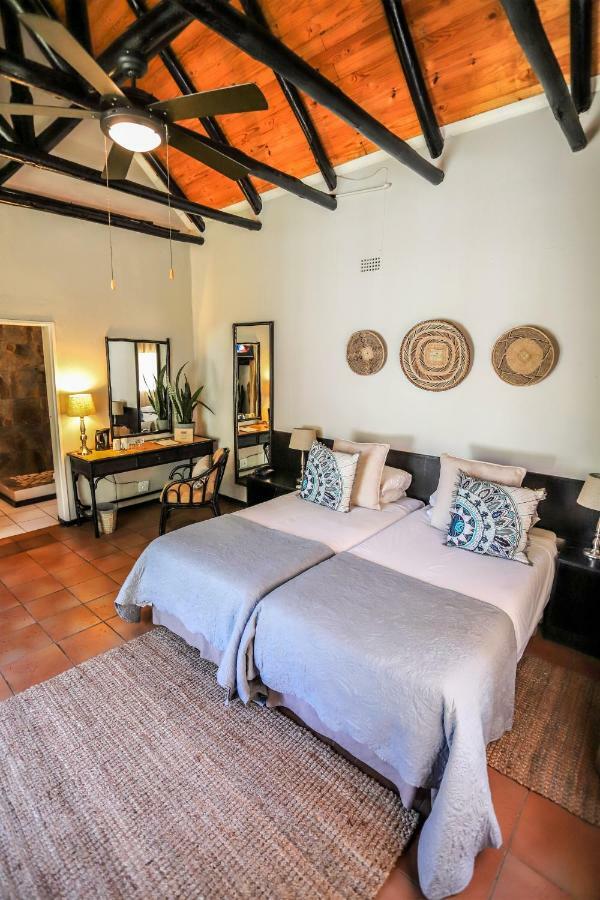 Mantenga Lodge Езулвини Екстериор снимка
